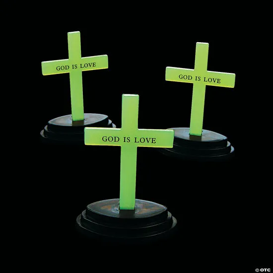 Croix luminescente God is love